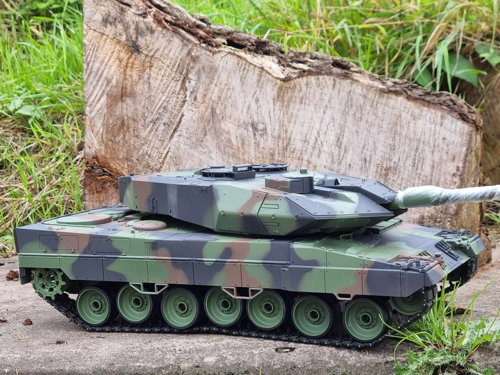 Heng Long 1/16 RC Tank Leopard 2A6 RTR Model 7.0v UK 3889 Radio Control ...